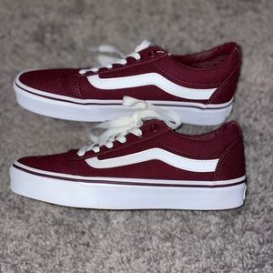 Women’s Vans Size 6